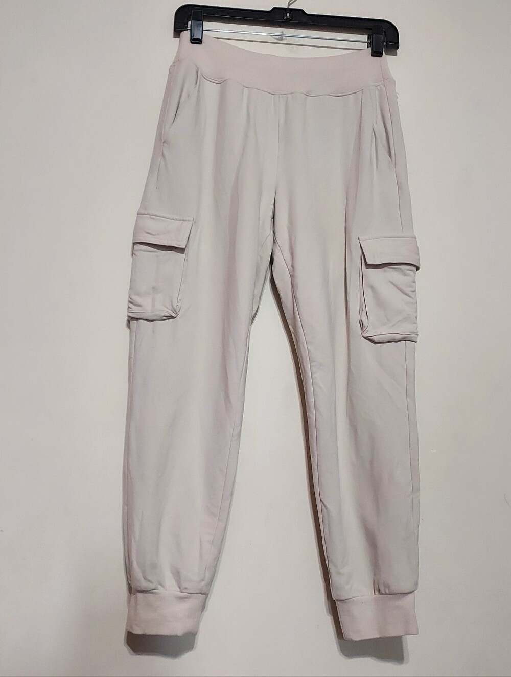 ALO Yoga Cargo Track Joggers Sz-S Bone - Picture 2 of 5